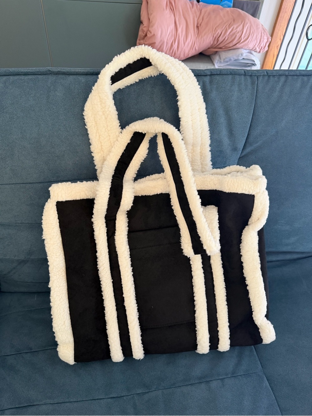 Women’s Black and Cream Faux-Shearling Tote Bag